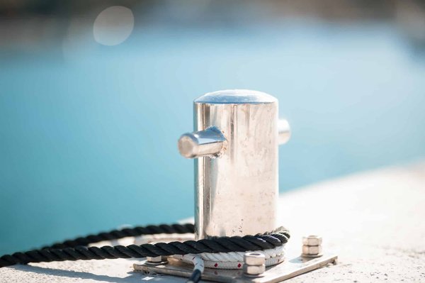 Comment fonctionne une borne escamotable motorisée ?